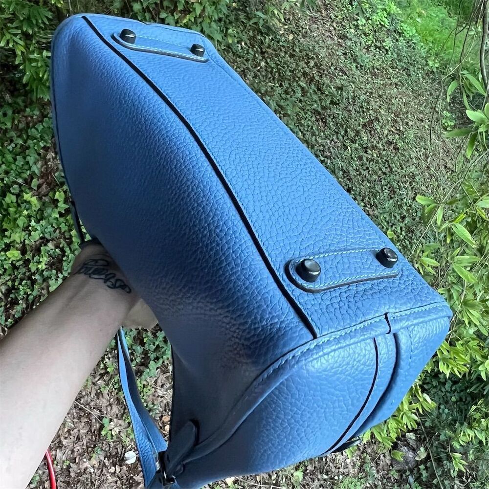 COACH Lori Shoulder Bag Pebbled Leather C4824 Gunmetal/Washed Chambray Blue NWOT - Picture 3 of 10